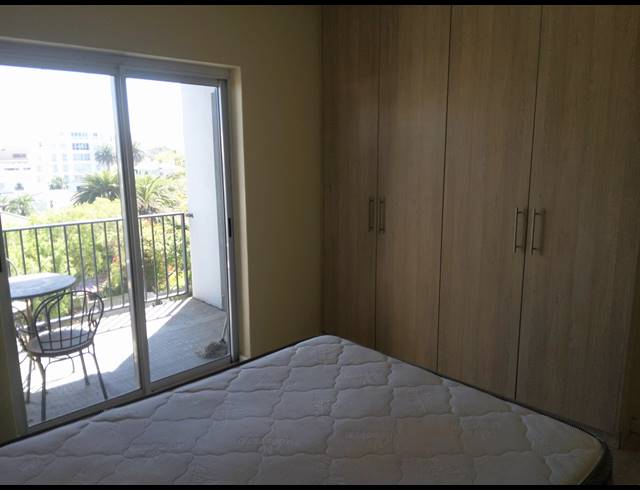 2 BEDROOM APARTMENT TO LET IN STRAND NORTH
